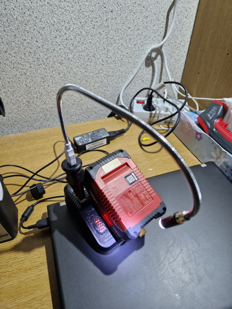 Akku-Adapter für Einhell-Akku 18V 4AH mit Beleuchtung
