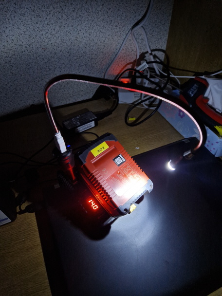 Akku-Adapter für Einhell-Akku 18V 4AH mit Beleuchtung
